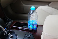 2010款 3.0L AT V6 Royal Saloon 尊享版