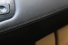2010款 3.0L AT V6 Royal Saloon 尊享版