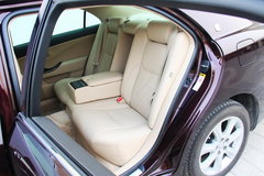 2010款 3.0L AT V6 Royal Saloon 尊享版