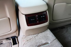 2010款 3.0L AT V6 Royal Saloon 尊享版
