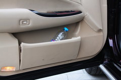 2010款 3.0L AT V6 Royal Saloon 尊享版
