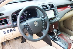 2010款 3.0L AT V6 Royal Saloon 尊享版