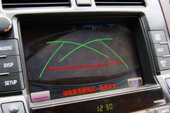 2010款 3.0L AT V6 Royal Saloon 尊享版