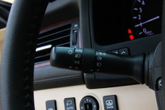 2010款 3.0L AT V6 Royal Saloon 尊享版