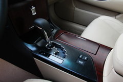 2010款 3.0L AT V6 Royal Saloon 尊享版