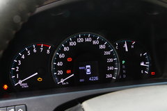 2010款 3.0L AT V6 Royal Saloon 尊享版