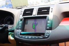 2010款 3.0L AT V6 Royal Saloon 尊享版