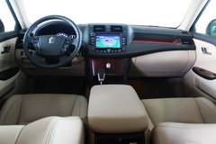 2010款 3.0L AT V6 Royal Saloon 尊享版