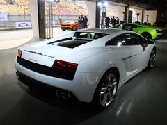 2004款 5.0L 手动 