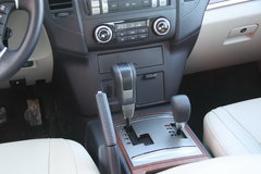 2010款 3.0L 自动 精英版7座