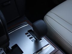 2010款 3.0L 自动 精英版7座