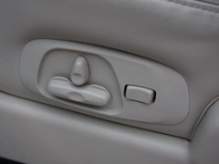 2010款 3.0L 自动 精英版7座