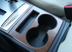 2010款 3.0L 自动 精英版7座