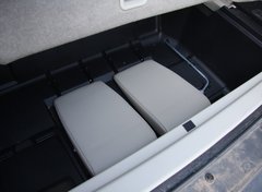 2010款 3.0L 自动 精英版7座
