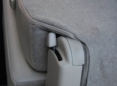 2010款 3.0L 自动 精英版7座