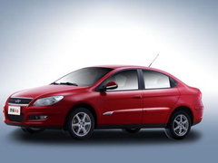 2010款 2.0L 自动 三厢尊贵型