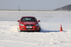 2010款 2.0L 自动 三厢尊贵型