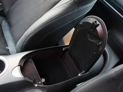 2010款 3.7 自动 Coupe
