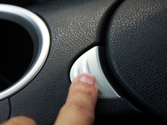 2010款 3.7 自动 Coupe