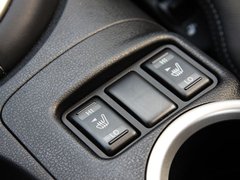 2010款 3.7 自动 Coupe