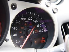 2010款 3.7 自动 Coupe