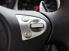 2010款 3.7 自动 Coupe