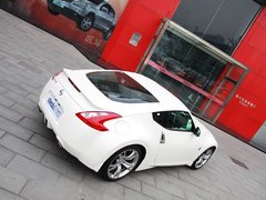 2010款 3.7 自动 Coupe