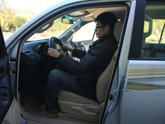 2010款 2.7L 手动 7座