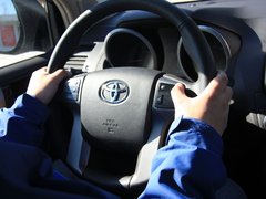 2010款 2.7L 手动 7座