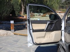 2010款 2.7L 手动 7座