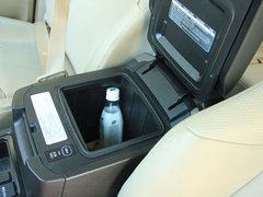 2010款 2.7L 手动 7座