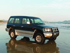2009款 CFA6470LA 2.4 手动 四驱 汽油 7座