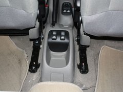 2010款 1.4L 手动 运动型