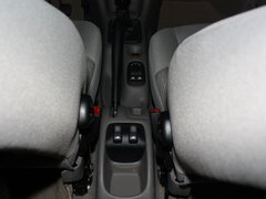 2010款 1.4L 手动 运动型