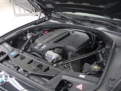 2011款 523i 2.5L 领先型