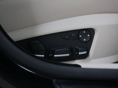 2011款 523i 2.5L 领先型