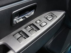 2010款 2.0 CVT 四驱 劲酷版5座