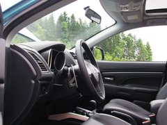 2010款 2.0 CVT 四驱 劲酷版5座