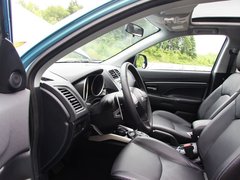 2010款 2.0 CVT 四驱 劲酷版5座