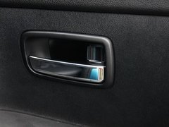 2010款 2.0 CVT 四驱 劲酷版5座