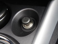 2010款 2.0 CVT 四驱 劲酷版5座