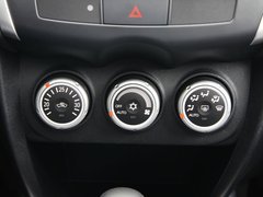 2010款 2.0 CVT 四驱 劲酷版5座