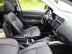 2010款 2.0 CVT 四驱 劲酷版5座