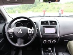 2010款 2.0 CVT 四驱 劲酷版5座