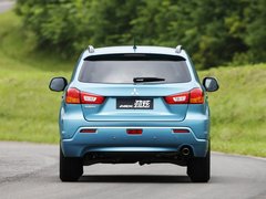 2010款 2.0 CVT 四驱 劲酷版5座