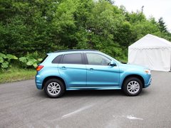2010款 2.0 CVT 四驱 劲酷版5座