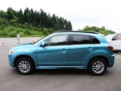 2010款 2.0 CVT 四驱 劲酷版5座