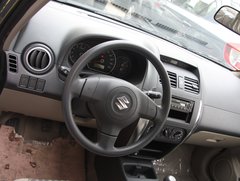 2010款 1.6L 自动 超值型