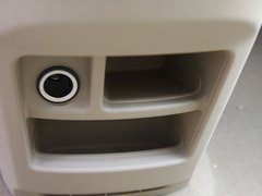 2010款 2.0L 自动 四驱经典版 5座