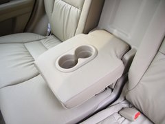 2010款 2.0L 自动 四驱经典版 5座